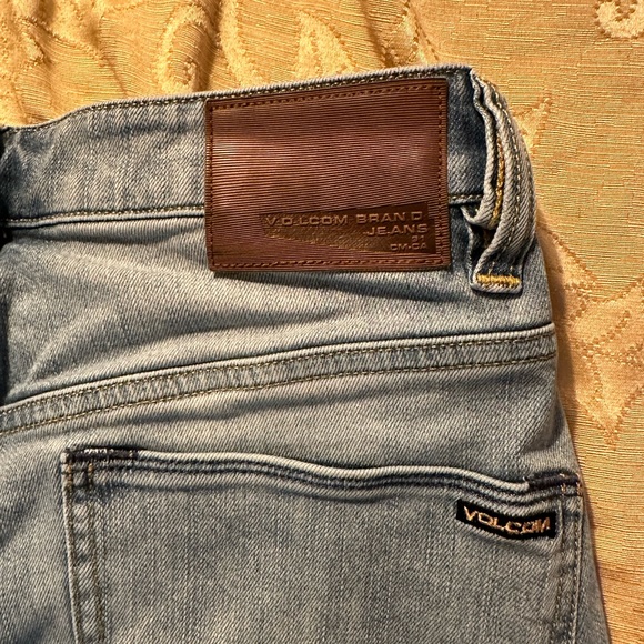 Volcom Mens Jeans. - Picture 1 of 3